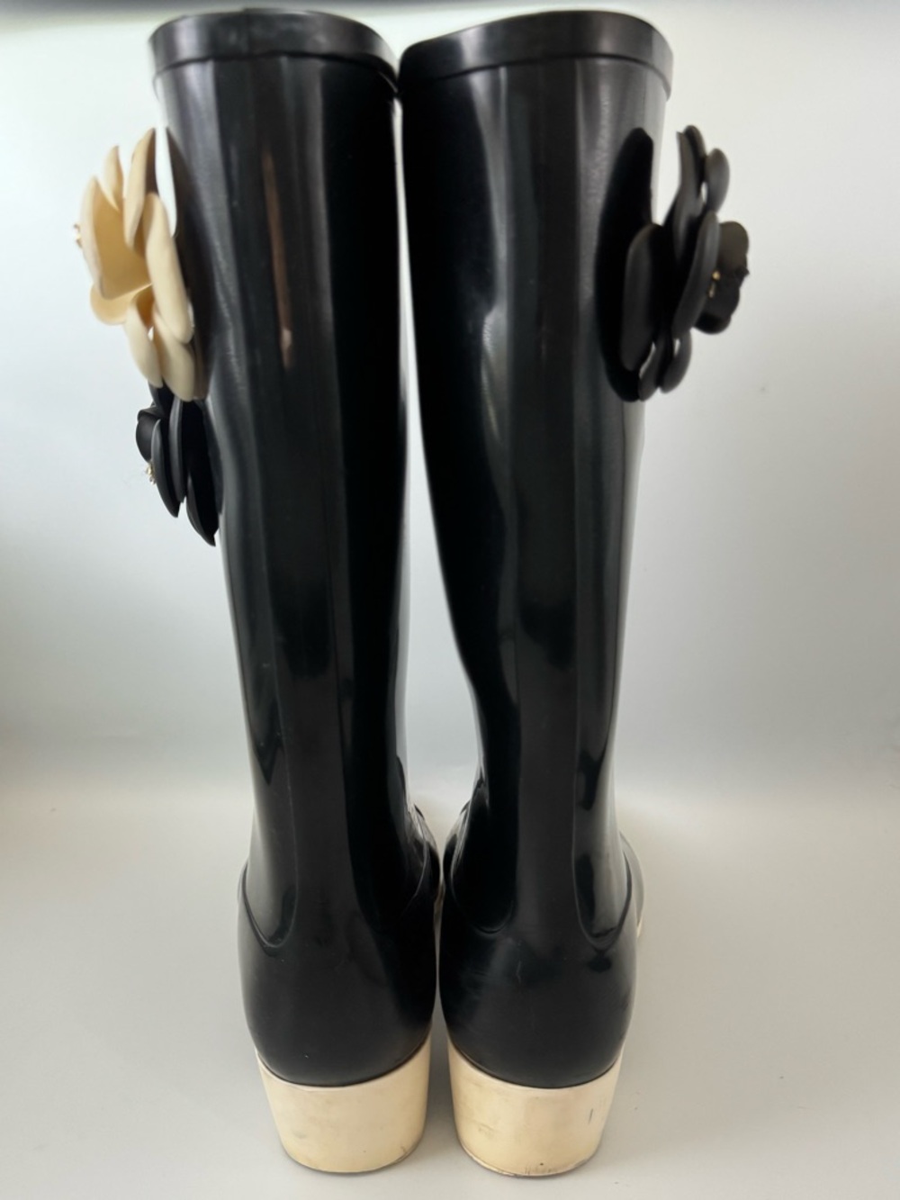 CHANEL Black Rain Boots with Cream & Black Camellia Flowers - Picture 3 of 7